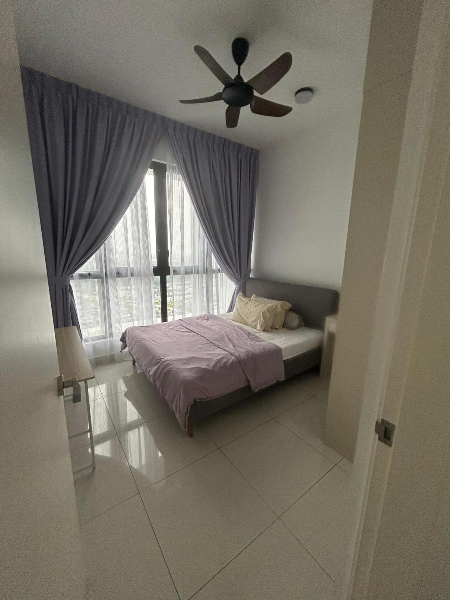 Eco Nest 3 Bedroom Duplex Apartment Nusajaya  Extérieur photo